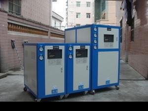 信陽(yáng)市水冷式冷水機(jī) 風(fēng)冷式冷水機(jī) _供應(yīng)信息_商機(jī)_中國(guó)環(huán)保設(shè)備展覽網(wǎng)